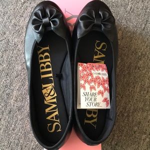 Sam & Libby black flat shoes size 8.5 NWT